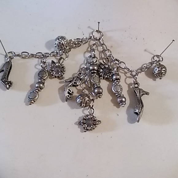 Repeating 3 strand charm necklace - Picture 2 of 4